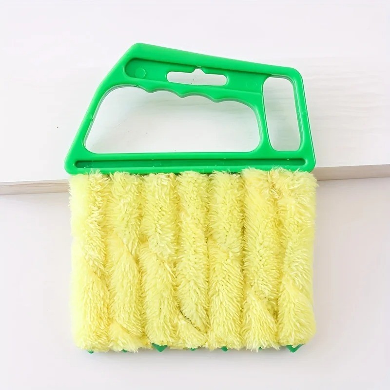 Portable Microfiber Window & Blind Dust Cleaner Tool