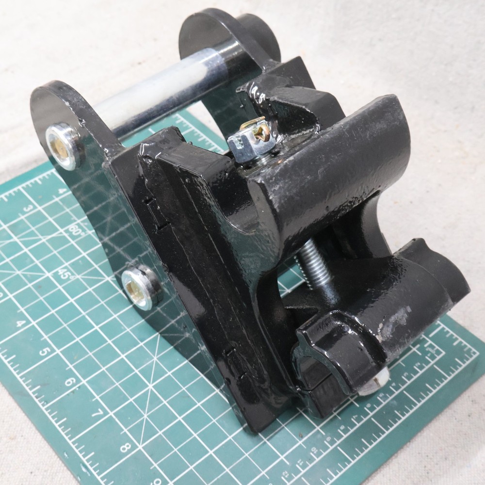 Mini Excavator Quick Attachment Coupler Accessory Brand New