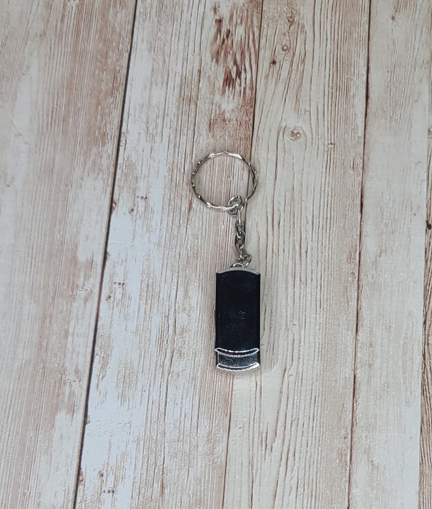 16 Gb Silver Key Chain Thumb Drive
