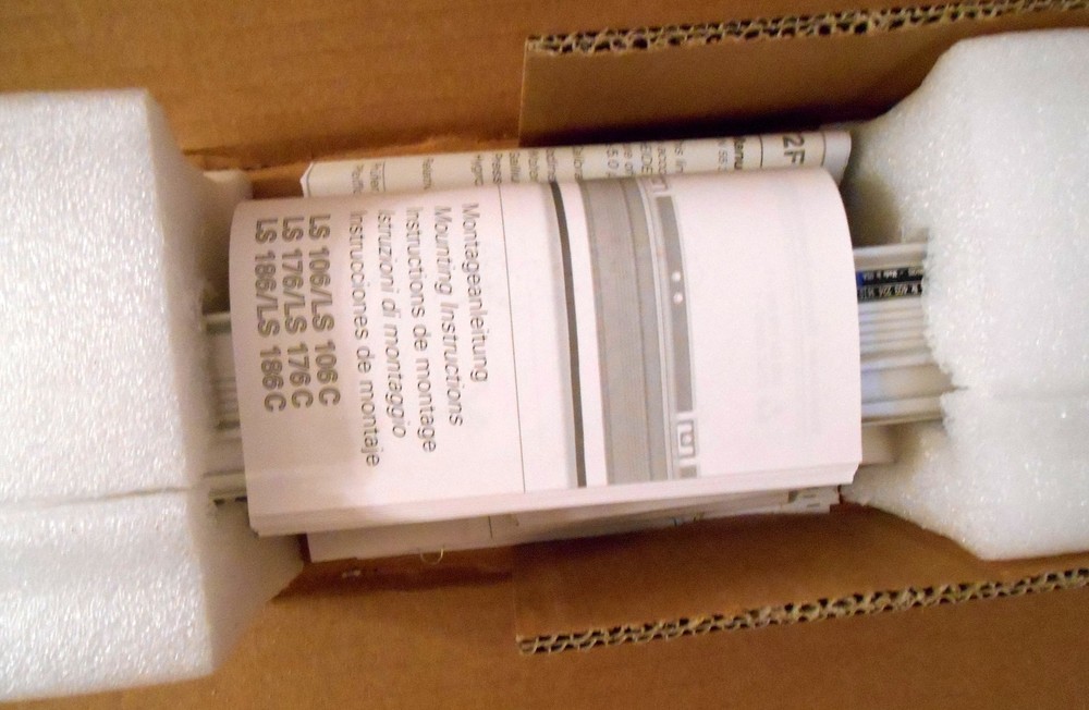 Heidenhain Corp LS186C Linear Encoder Scale 690mm Scale Z