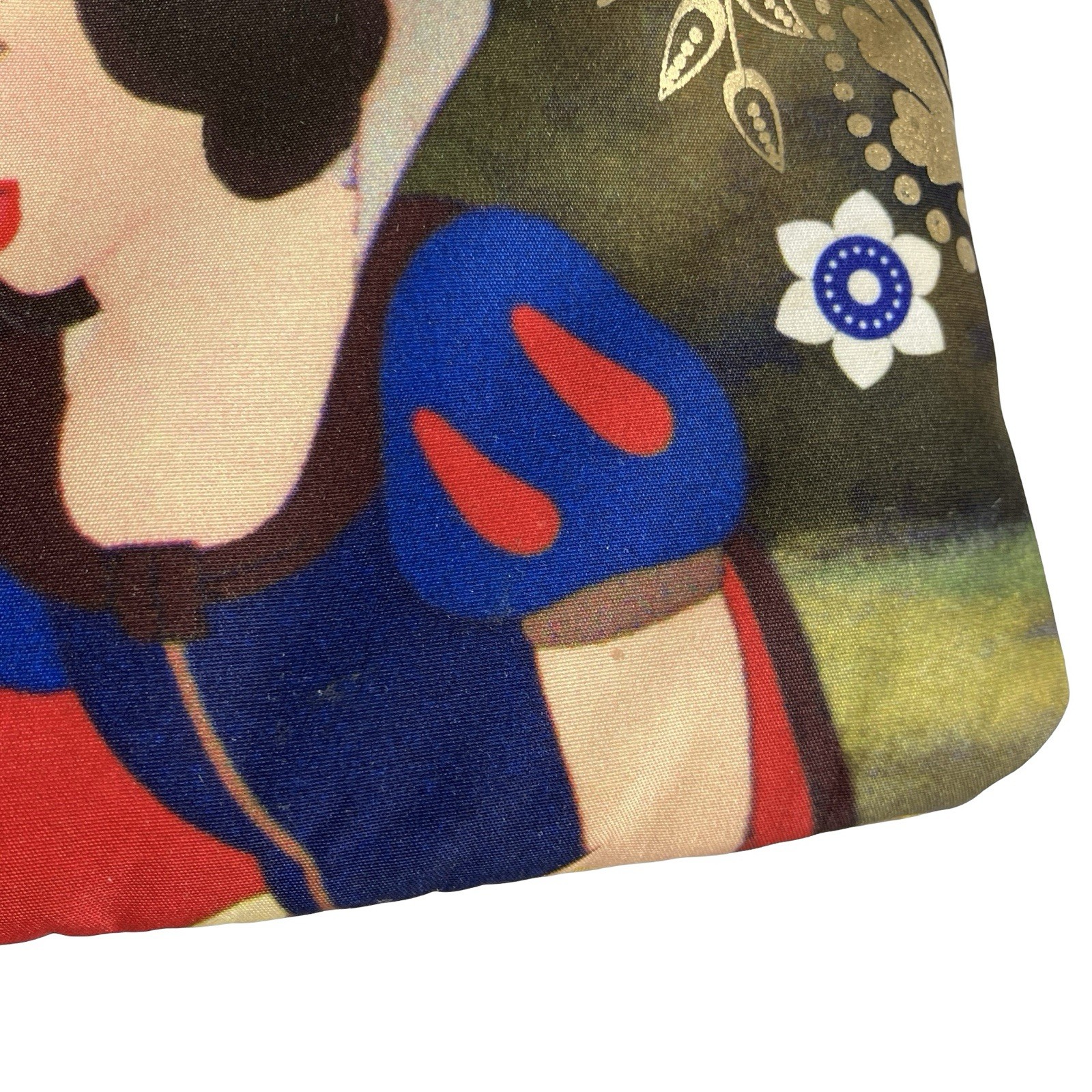 SOHO London New York Disney Snow White Wristlet Makeup Bag All Over Print