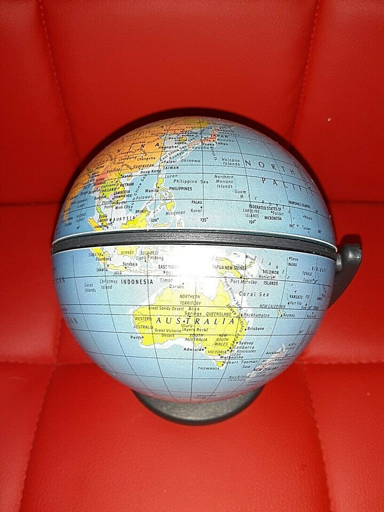 4" WORLD GLOBE