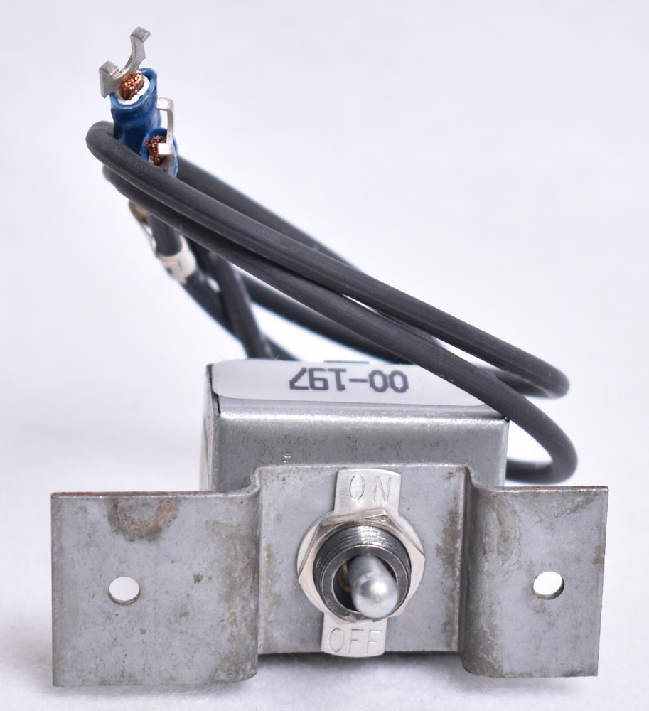 Trane Manual Fan Two Position Toggle Switch UHEC-FS5102