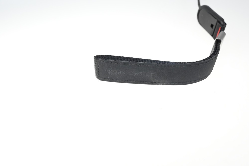 Peak Design Wrist Cuff Strap Black Red #G324