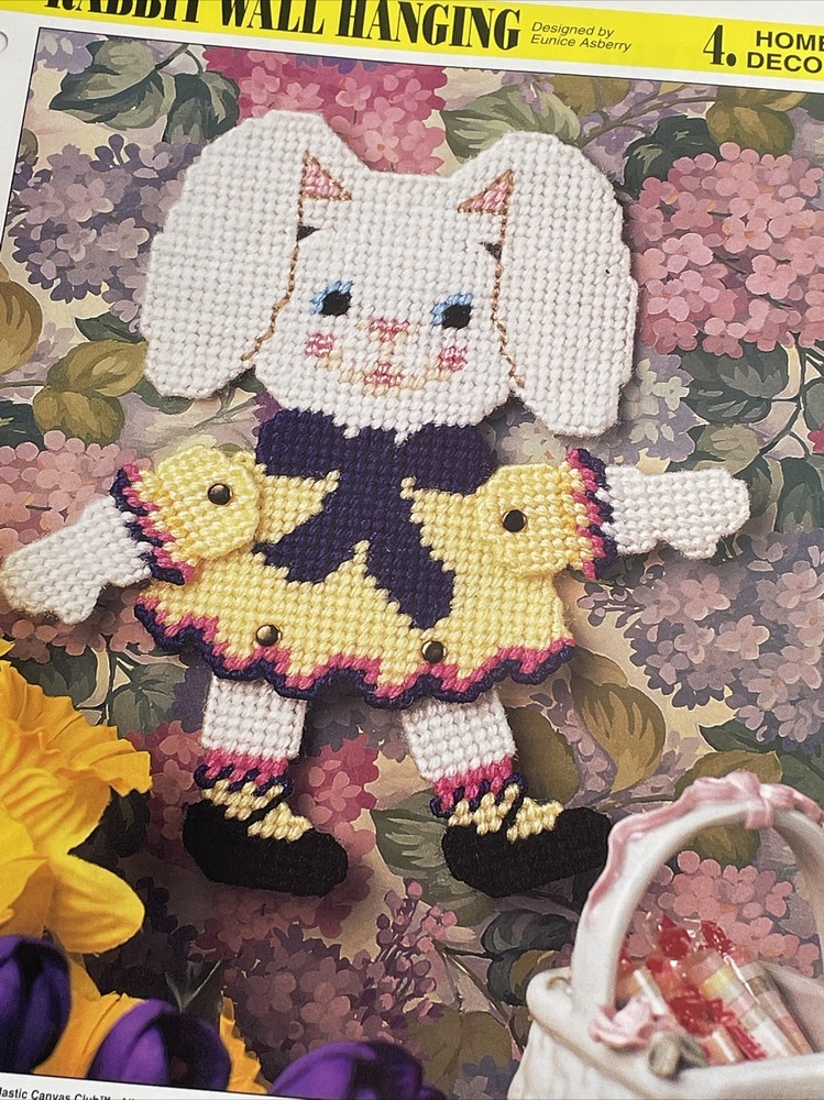 Annie's Attic Rabbit Wall Hanging Plastic Canvas Pattern Card
