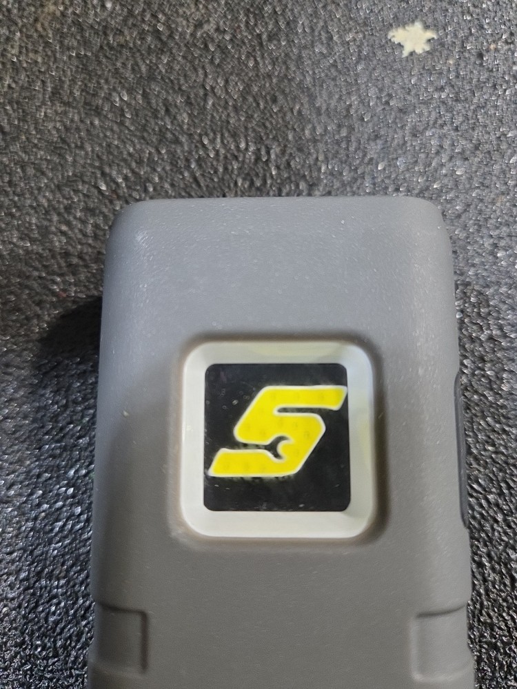 COB LED RECHARGEABLE Pocket Flood/Flashlight with Laser Pointer ECSPC022GM