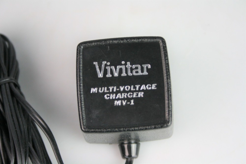 VIVITAR MULTI- VOLTAGE CHARGER FOR ELECTRONIC FLASH MODELS 152 & 252