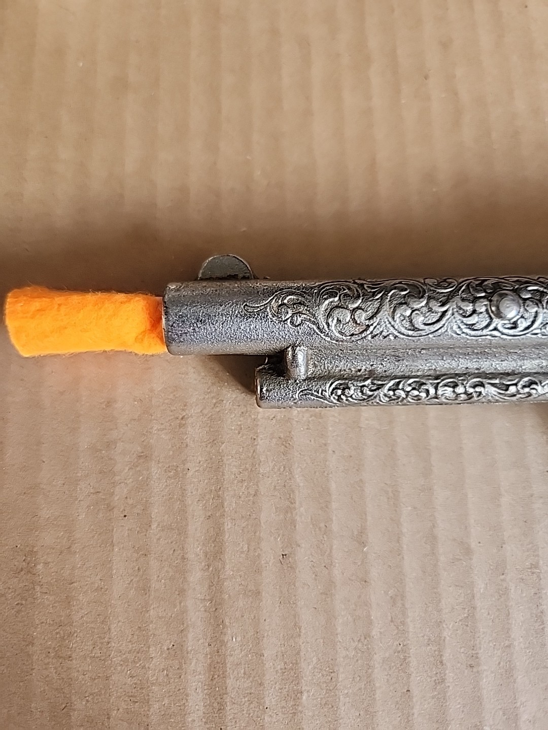 Vintage Hubley Texan 50 Shot Repeating Pistol Cap Replica TOY Gun Longhorn Grip