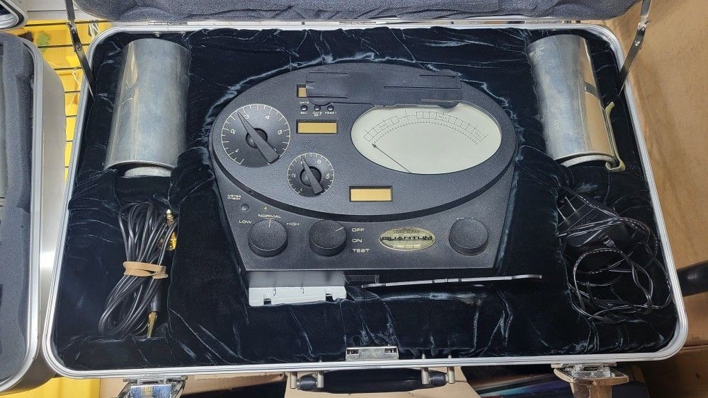 Scientology Professional Mark Super VII Quantum E-Meter Hubbard Electrometer
