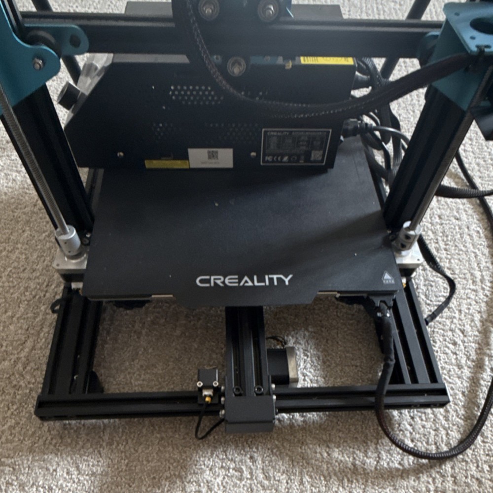 Creality CR-10 V2 3d printer