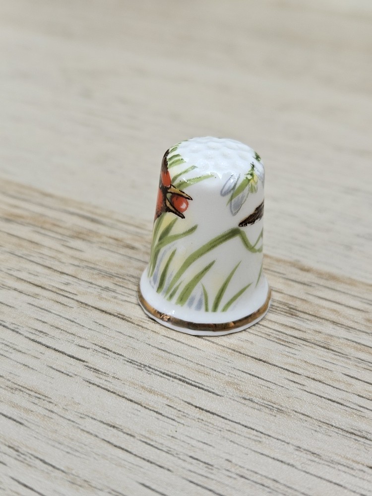 Robin bird bone china thimble