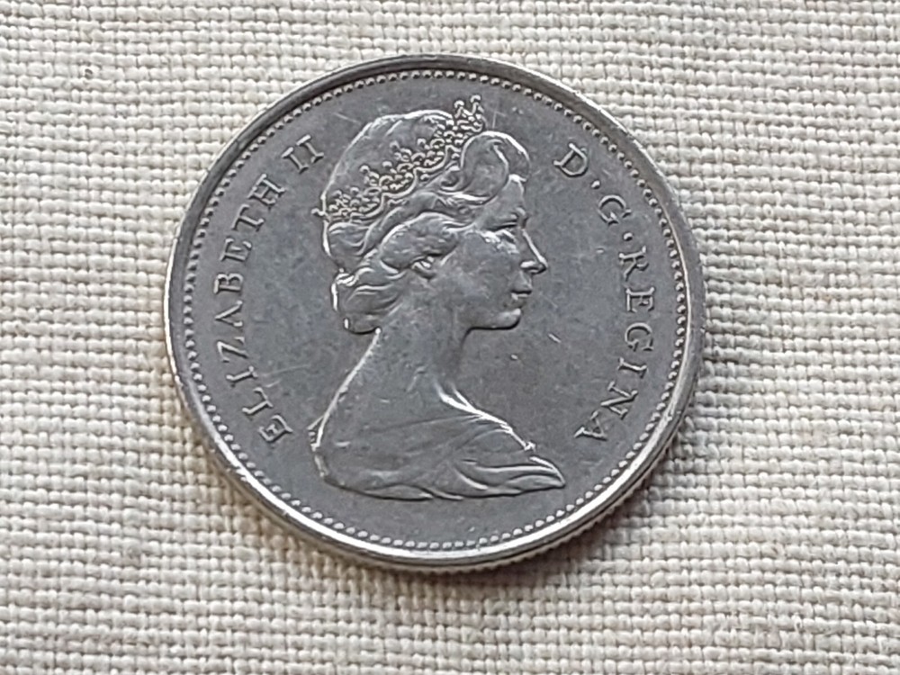 Canada 1974 25 cents coin