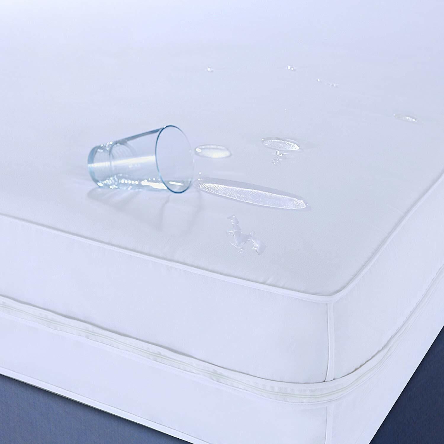 Stayclean Microfiber Water and Stain Resistant Mattress Protector, Full