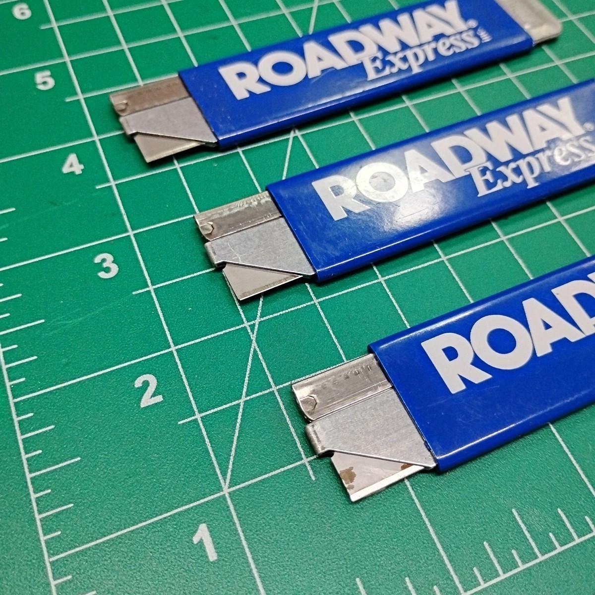 Vintage Lot of 3 Roadway Express Advertising Blue Retractable Box Opener Cutters