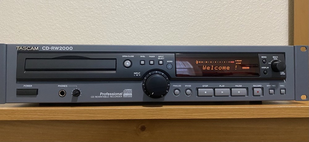 TASCAM CD-RW2000 Professional CD Recorder