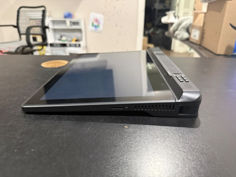 HoverCam Pilot X Tablet - Wireless Digital Teaching Station