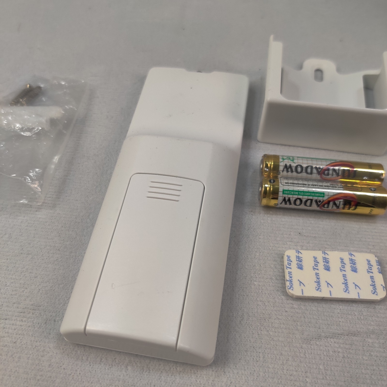 FEIT Electric Remote Control-White W/BATTERIES