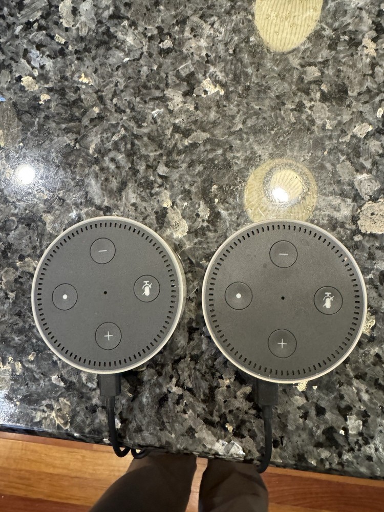 Amazon Alexa Echo Dots (2nd Generation) Smart Assistant - White X 3