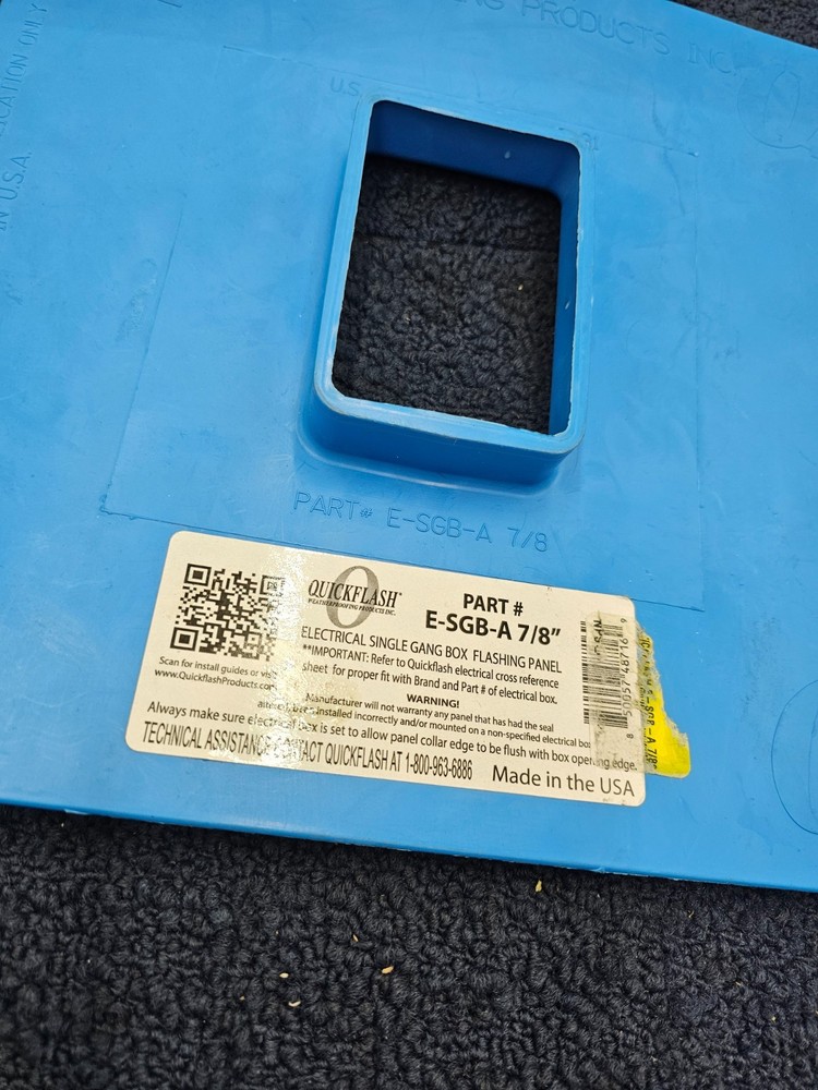 Quickflash E-SGB-A 7/8 Flashing Panel 1-Gang, Raised 7/8" Blue