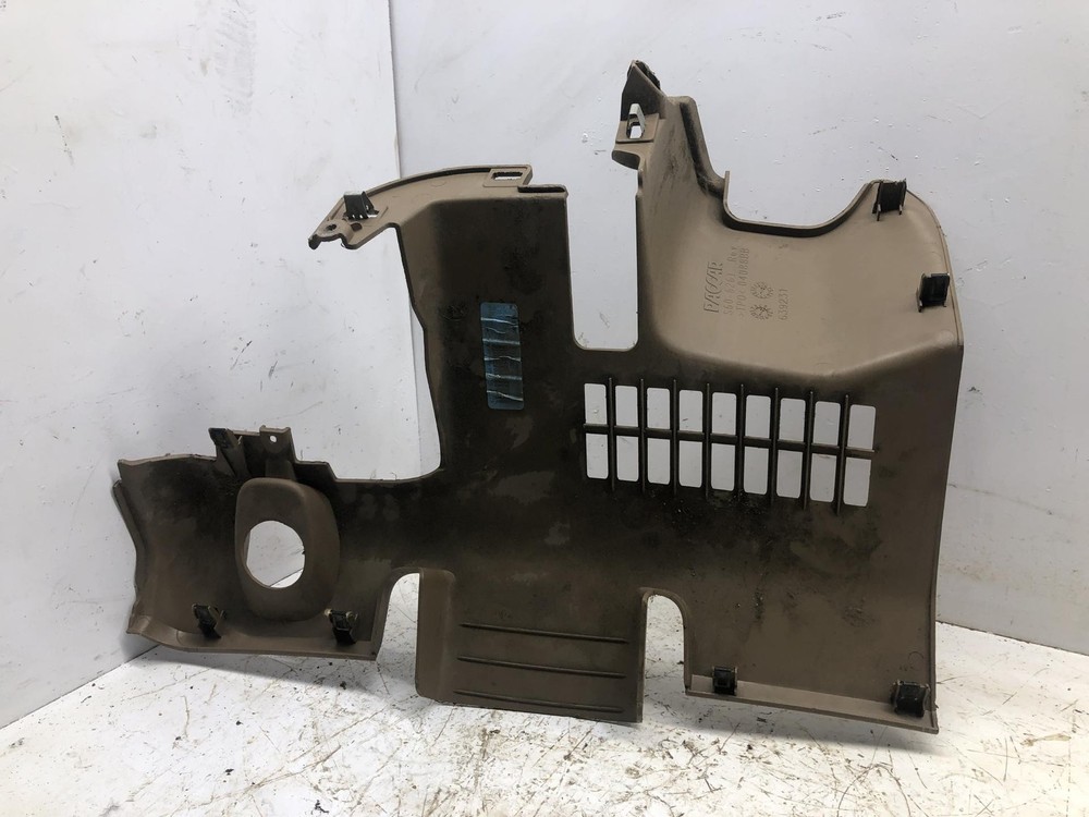 2012-2026 Kenworth T680 KICK Dash Panel - Used