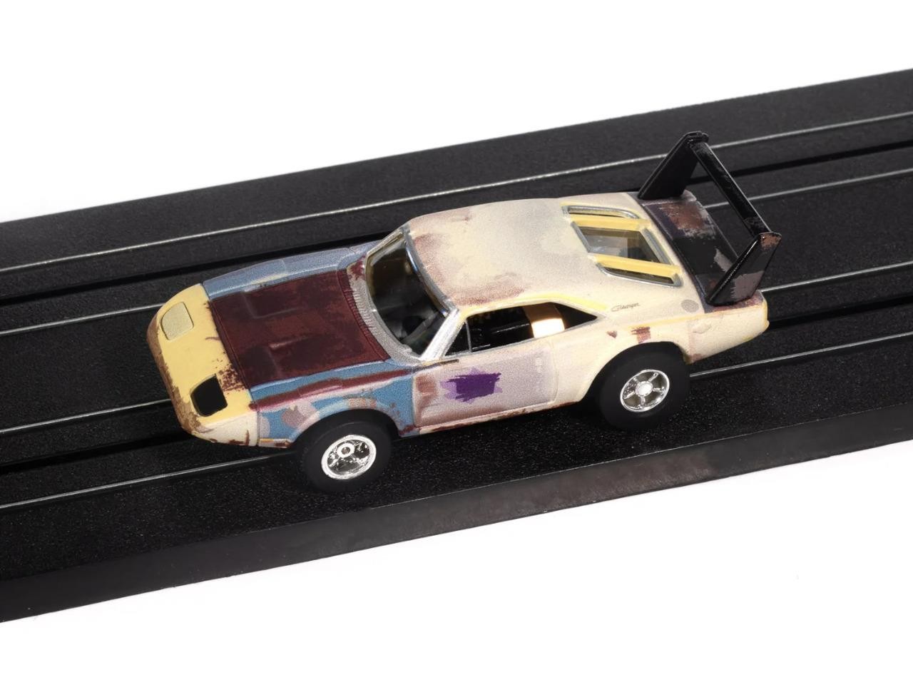 SC422-1W Auto World Xtraction 1969 Dodge Daytona Mystery Matinee HO Slot Car