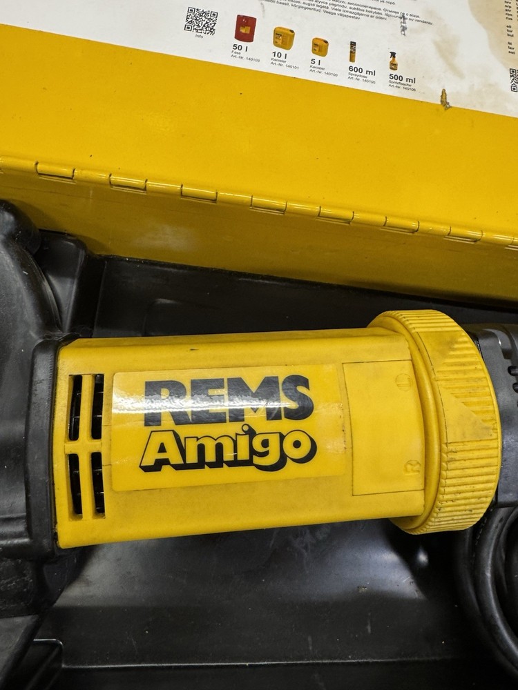 REMS Amigo Pipe Threader 230v + 4 Threaders