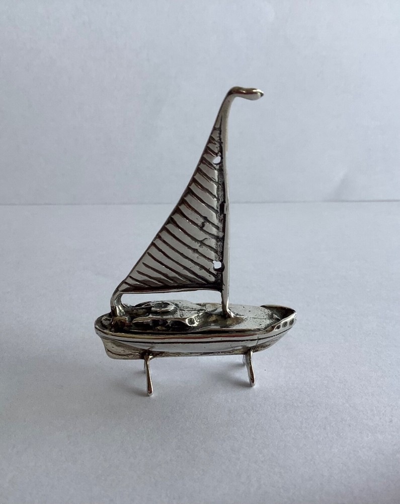 VINTAGE CONTINENTAL SOLID SILVER MINIATURE SAILING BOAT