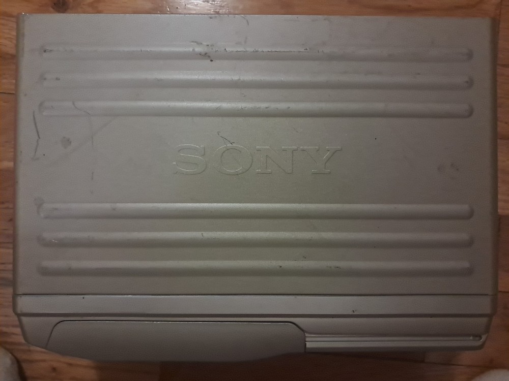Sony 10 Cd Changer CDX-525RF UnTested No Cords
