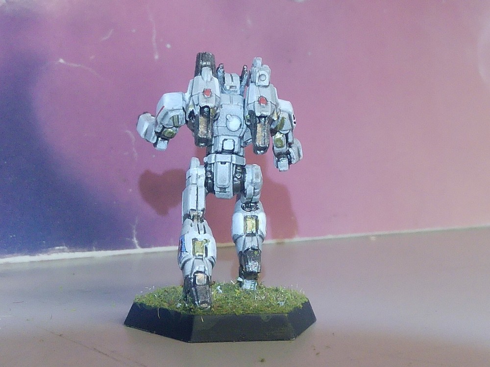 BATTLETECH PHOENIX HAWK MECH [HOUSE STEINER] (CATALYST, PLASTIC, PAINTED)