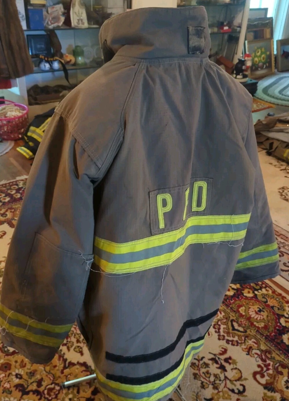 Vintage Retired Firefighter Turnout JACKET FIRE COAT USED 48 X 32
