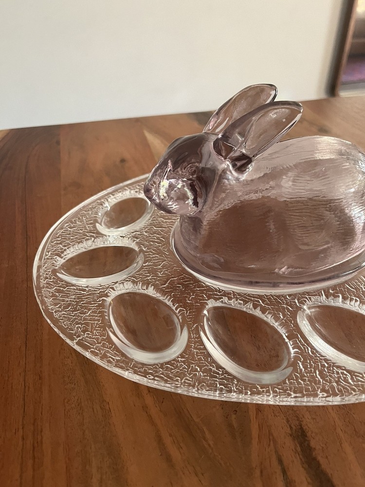 Vintage L E Smith Nested Bunny Deviled Egg Serving Plate Purple