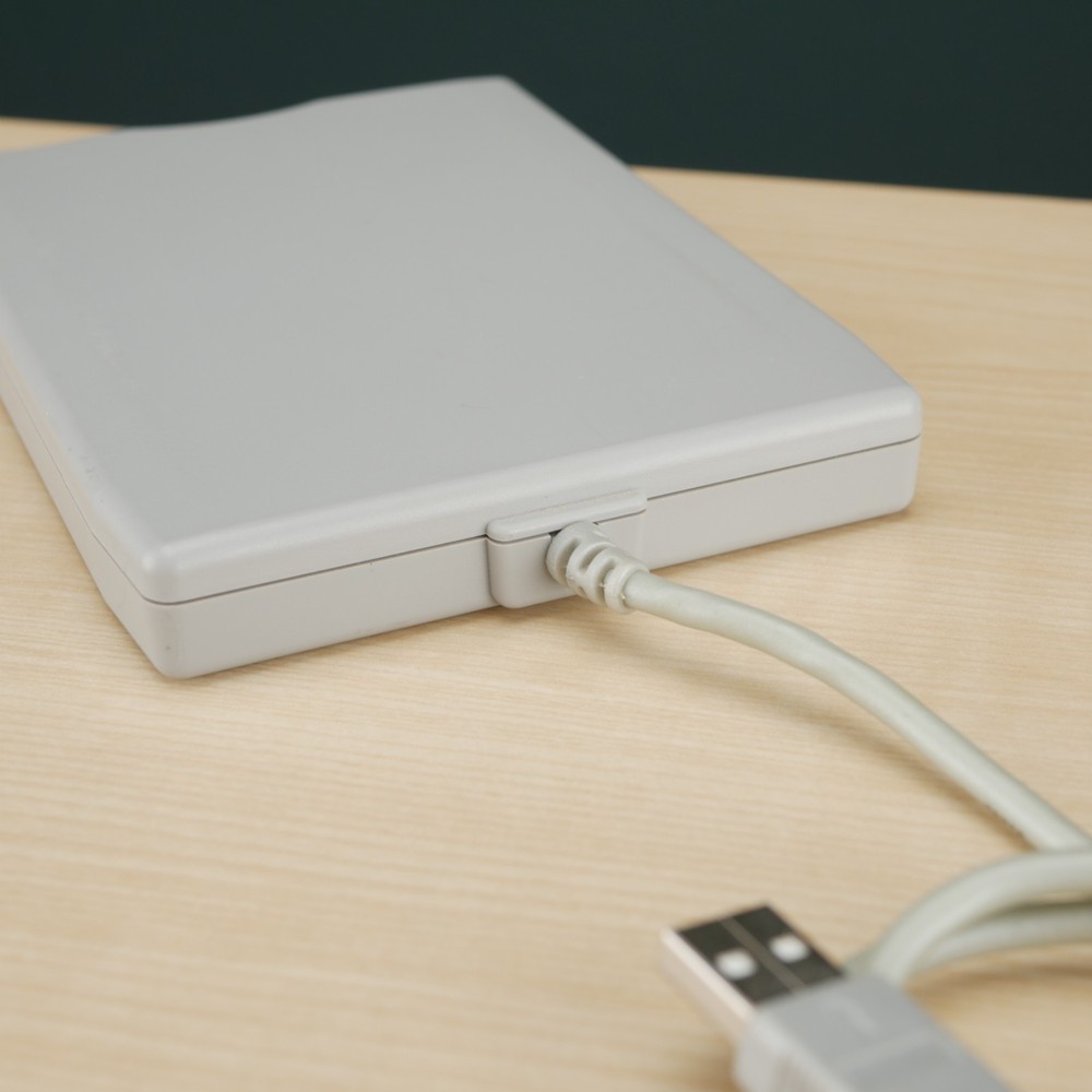 SmartDisk External Floppy Drive FDUSB-TM2 Mitsumi Model # D353FUE