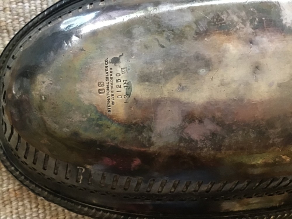 international silver co bread bowl 12" silver plated