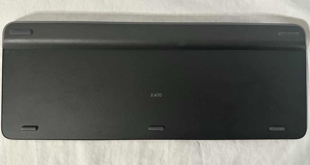 Logitech K470 Slim Wireless Keyboard and Mouse Combo Modern Compact Layout