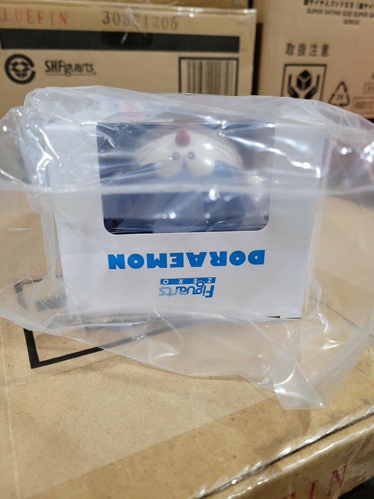 Bandai Tamashii Nations Figuarts Zero Doraemon Figure