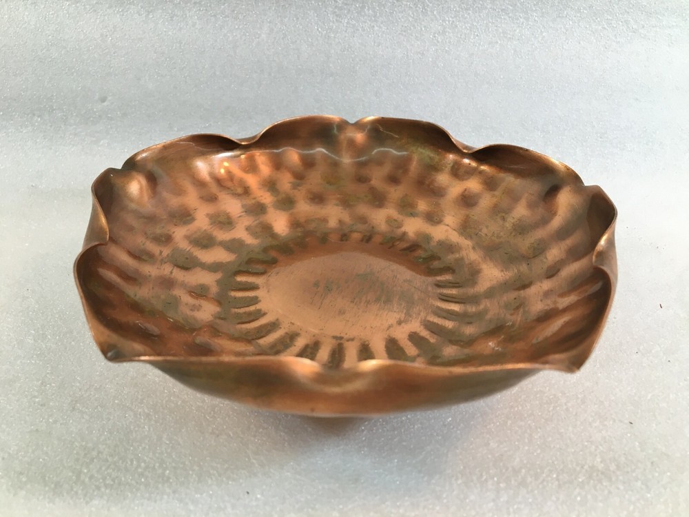 Gregorian Copper Hand Hammered Fluted Edge Bowl 313