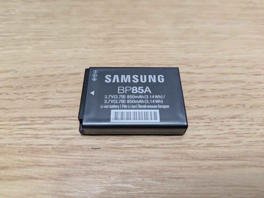 Samsung Digital Camera PL221 16.0MP Red Tested - Boxed with Charging Cable, Case