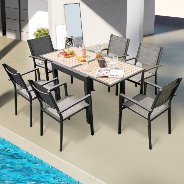 31.5-63" Patio Outdoor Dining Table Rectangular Extendable Table for 4-6 People