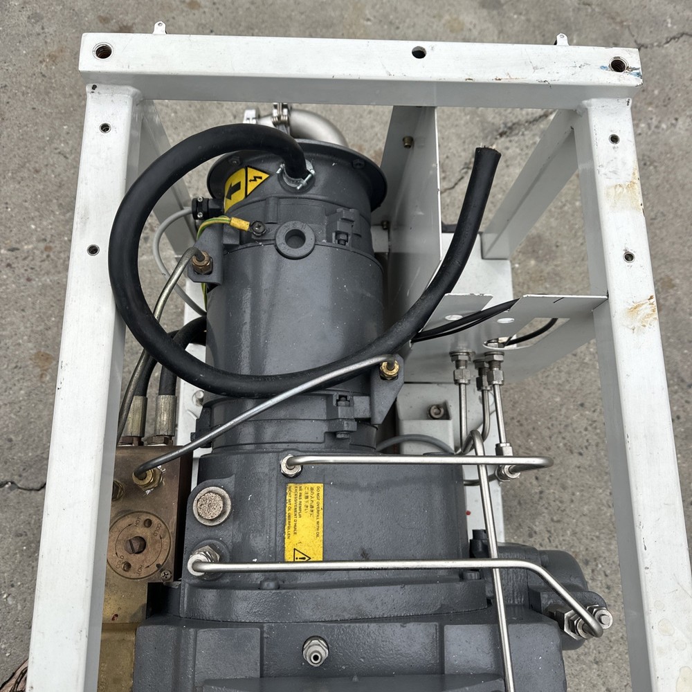 Edwards QDP40 Dry Pump