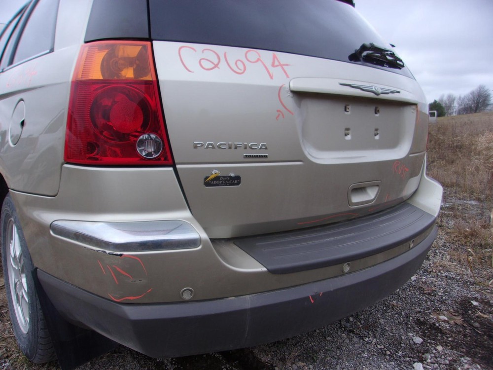 Used Front Left Steering Knuckle fits: 2005 Chrysler Pacifica Front Left Grade A