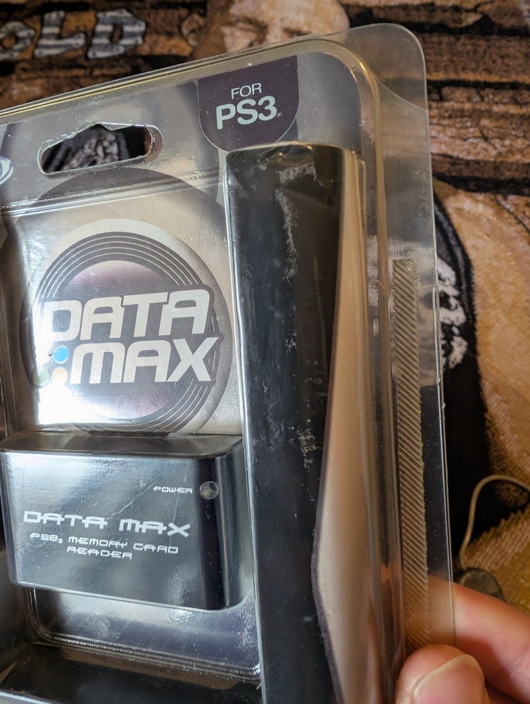 Datel Data Max PlayStation 2 Memory Card Reader USB - PS2 Memory to PS3