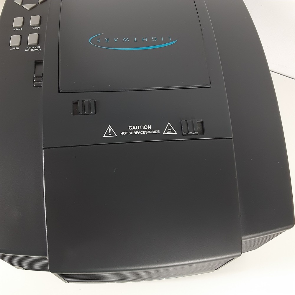 Lightware Viewpoint 100 LCD Projector w Case