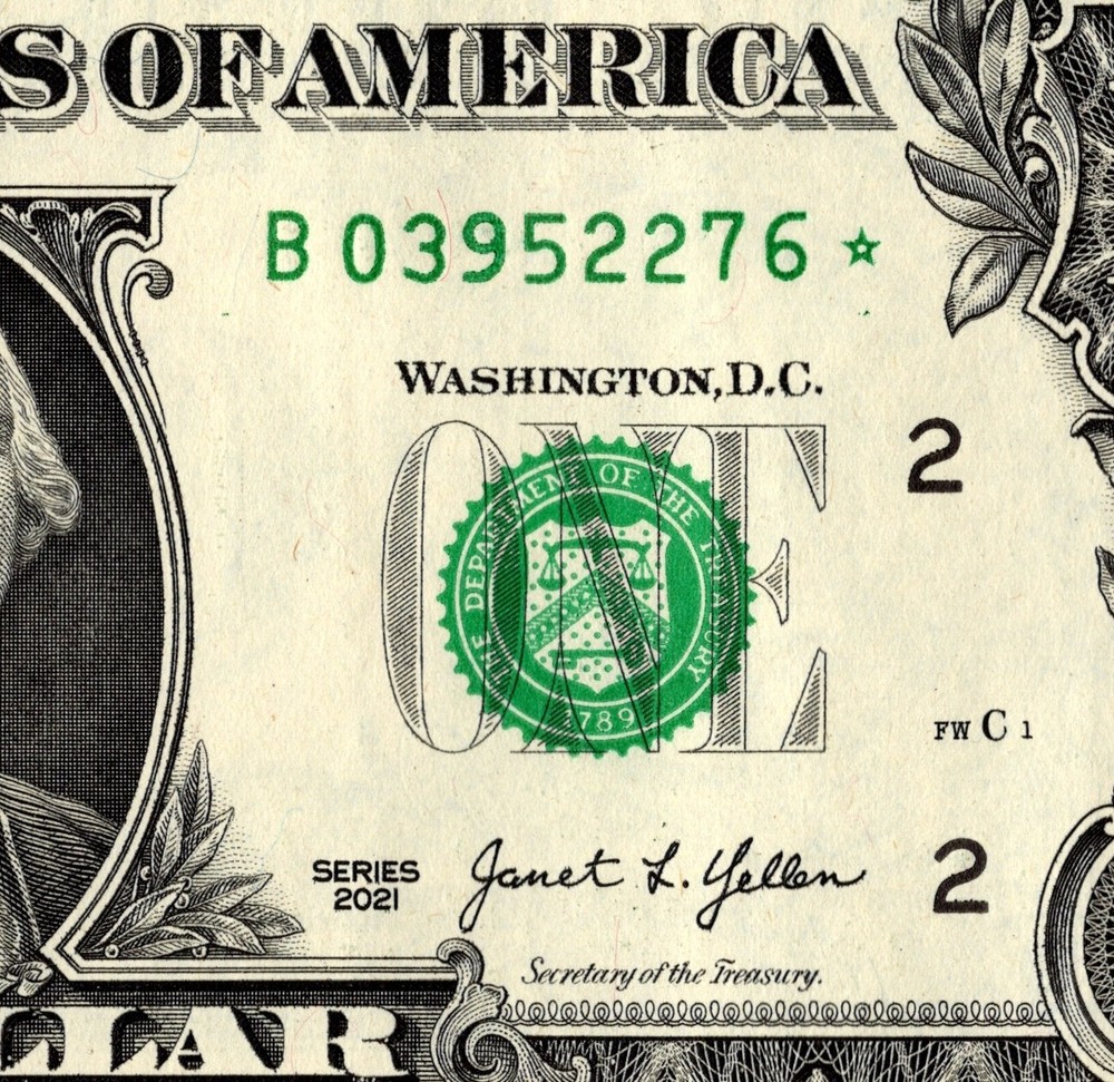 B STAR NOTE 2021 ONE DOLLAR B03952276* REGULAR RUN