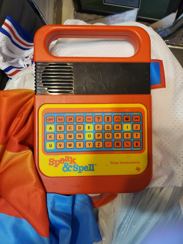 Speak & Spell Electronic Educational Spelling Game Classic 80s Design ET Remake