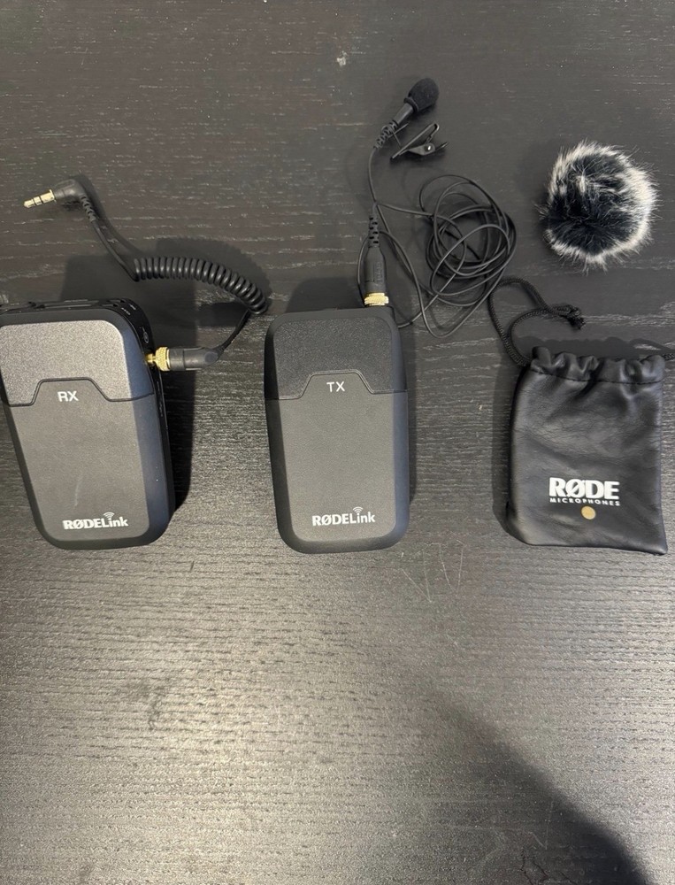 RODE RODELink Filmmaker Kit Digital Camera-Mount Wireless Microphone System