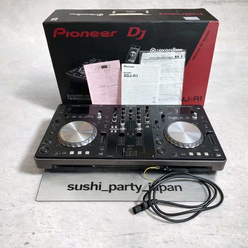 Pioneer XDJ-R1 Wireless DJ System All Function Testeed Complete Set SEE VIDEO