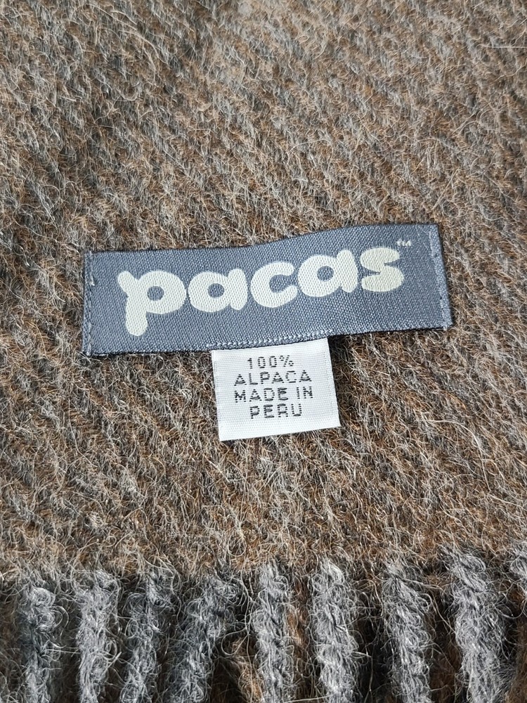 Pacas Throw Blanket Approx 72" X 48" (v)