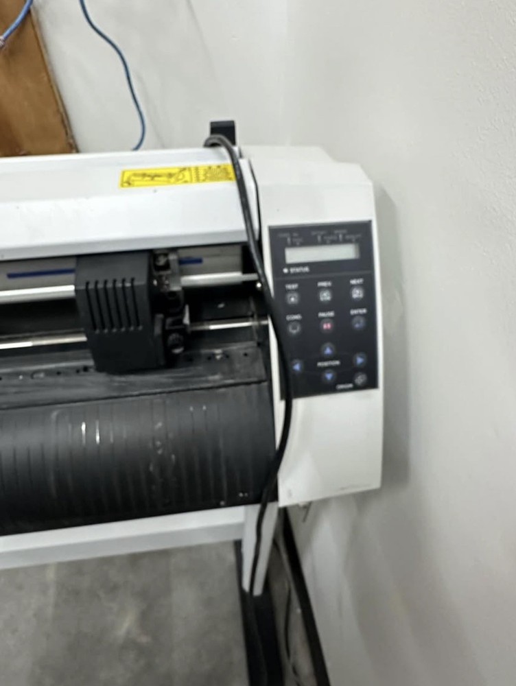 Graphtec CE5000-60 Vinyl Cutter with Stand 24”
