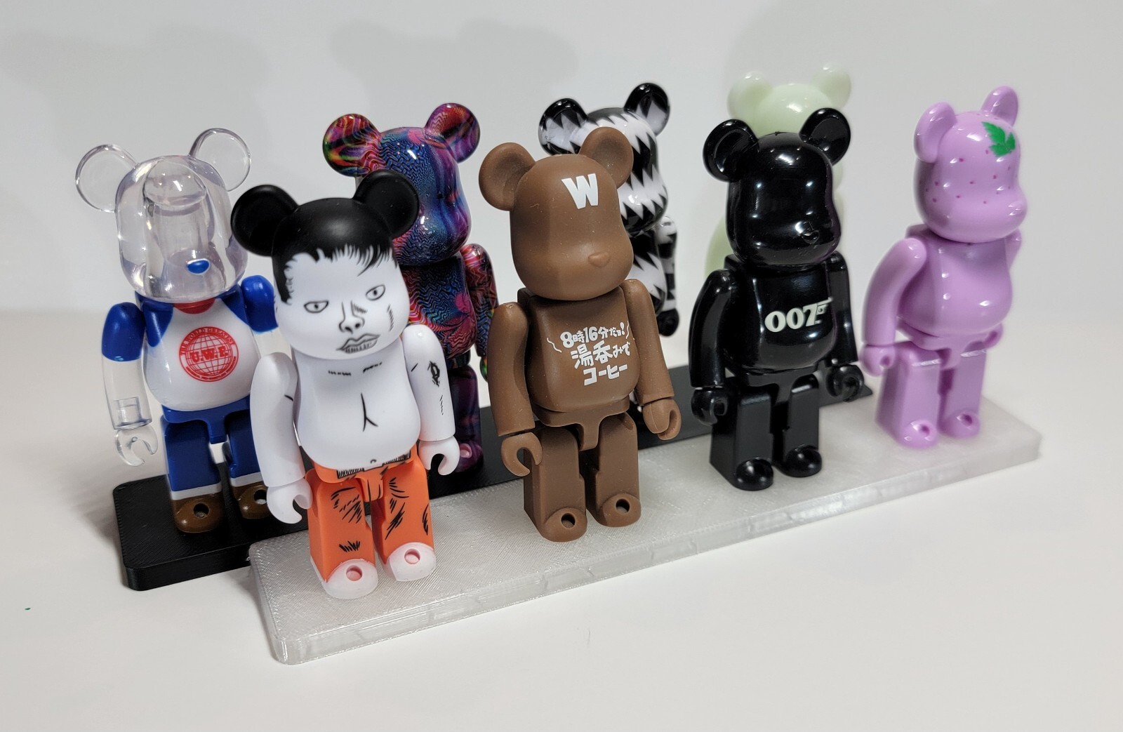 Mix and Match Custom Display Stands for Bearbrick 100%