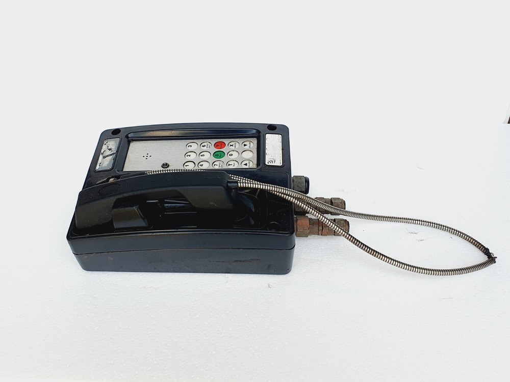 ECHO EZ1-HND-S Digital Zone 1 Intercom Station, NEEDS CABLE REPLACEMENT